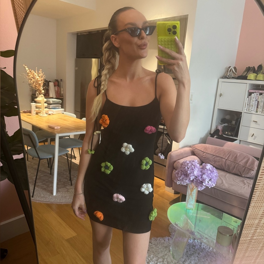 Ribbed Black mini dress with crocheted flowers